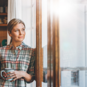 woman drinking coffee